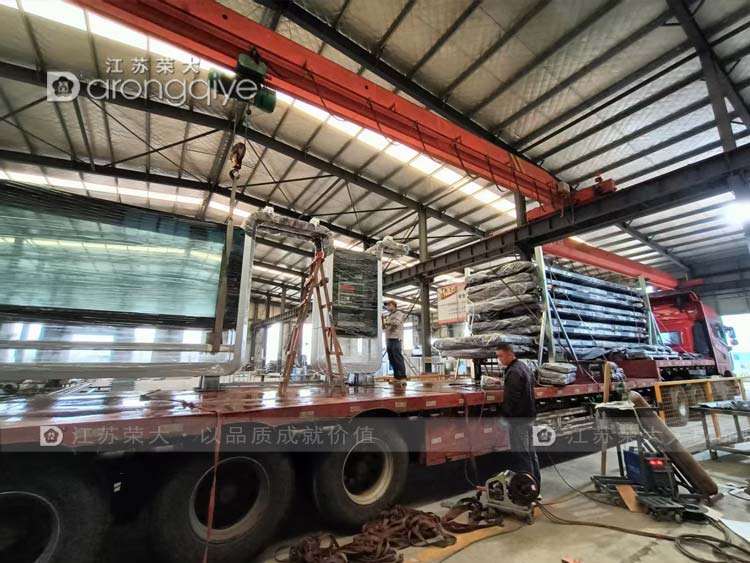 第二批山東公交候車亭發(fā)往項(xiàng)目地配圖一 第二批山東公交候車亭發(fā)往項(xiàng)目地配圖一